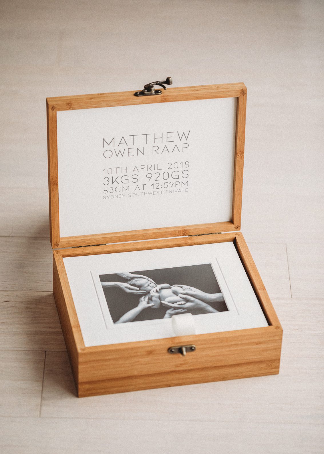 Elysium-Photography-Print-Products-3 Bamboo portrait box displaying newborn photography