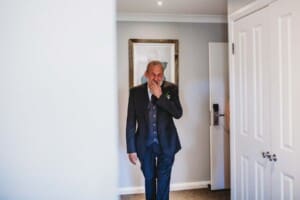 Gledswood Wedding - brides father sees his daughter for the first time