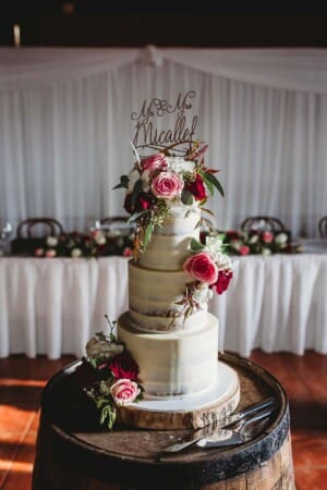 Gledswood Wedding - wedding cake details at the reception
