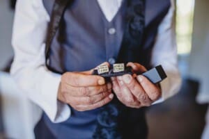 Gledswood Wedding - gifts to the father of the bride