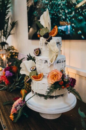 Sydney Wedding Photographer - wedding cake details