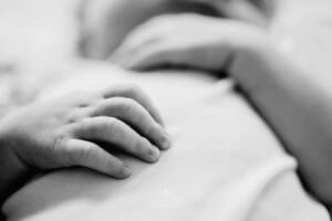 Newborn session - showing the details in tiny baby fingers