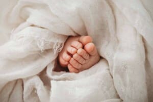 Baby Photography - showing the details in tiny newborn toes
