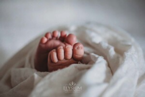 Newborn Photography: close up image of a baby's tiny toes
