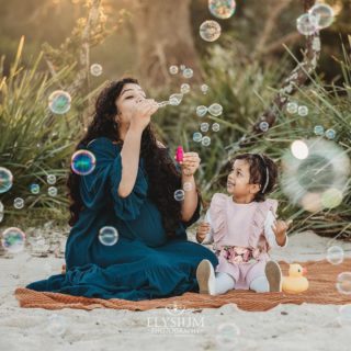 A mother's treasure is her daughter ✨ 

#elysium #elysiumphotography #sydneyphotographer #sydneymaternityphotographer #babyphotographer #maternityphotography #lifestyle #macarthurphotographer #camdenphotographer #newbornphotography #lovelocalmacarthur #babybubble #cutebaby #magicalmoments #sweetbaby #beyondthewanderlust  #preciousbaby #tinyandnew #instababy #printwhatyouwanttopreserve #leaveyourlegacy #family #inhomesession #existinphotos #amotherslove