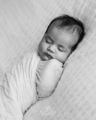 Some serious eye lash envy from Miss Charlotte! 😍
.
.
.
 #babylashes #eyelashenvy #lashesfordays #sleepybaby #sleepyvibes #babydetails #newbornphotos #newbornphotography #newbornphotographer #sydneymums #innerwestmums #cherisheverymoment #westernsydneyphotographer #allthesmallthings #newbornphotographystudio #beyondthewonderlust #beautifulbaby #newbornphotographersydney #studiophotographer #sydneyphotographer #studiophotoshoot #lifestylephotographer #babyphotography #babyphotographer #naturallightstudio #sydneynewbornphotographer #newborndetails #sweetbaby #sydneynewbornphotography #blackandwhitephoto