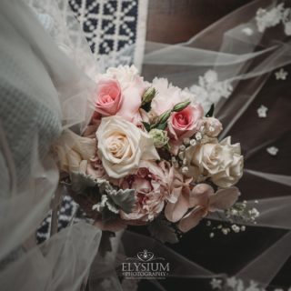 Happy Friday beauties! 💐

How gorgeous are these soft pink and creamy tones in this beautiful bouquet by Jane at @mapleflorist 

.
.
.
.
#elysium #elysiumphotography #weddingphotography #weddingphotographer #sydneyweddingphotographer #bouquet #bridalbouquets #juststunning #bridal #weddinginspiration #flowers #floraldesign #floristry #photography #photooftheday #capturethemoment #photodaily #floralinspiration #bridesofinstagram #flowersofinstagram #weddinginspiration #bridesofinstagram #photooftheday #sydneyweddings #gettingmarried